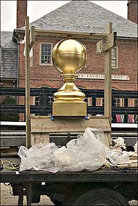 Gilt finial