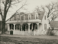 The Everard House, built about 1718, one of Williamsburg’s oldest surviving buildings.